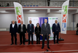 Qapalı məkanda Azərbaycan çempionatına start verilib.