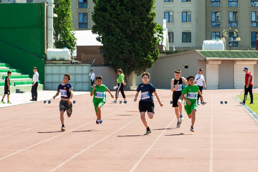 Ölkədə ilk dəfə Məktəblilərin Respublika İdman Olimpiadası keçirilir.